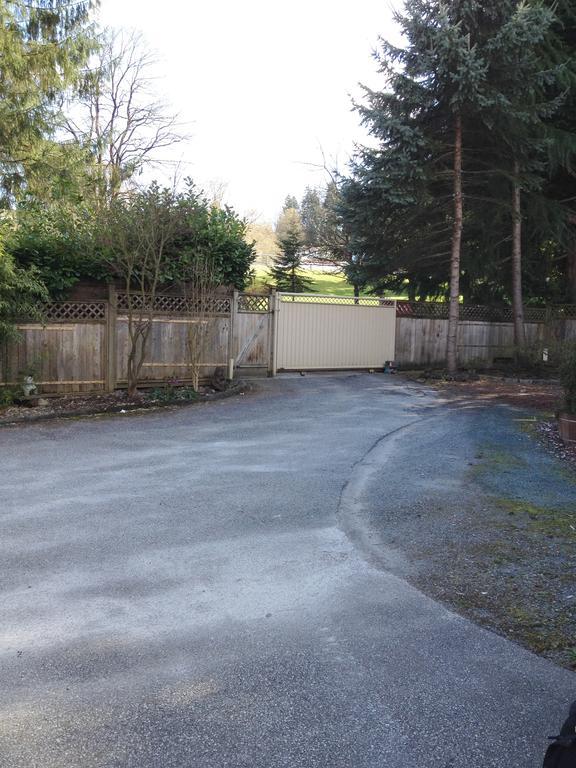 Burris Guest House Burnaby Exterior foto